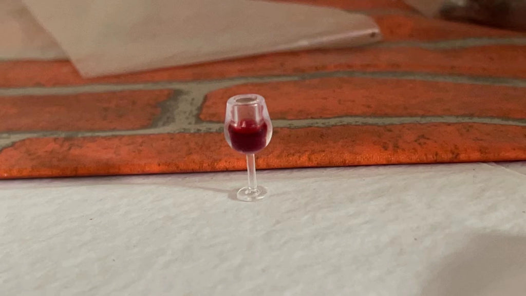1:12 Dollhouse Miniature Wine Bottle and Goblet Glasses Set, Realistic Mini Bar Accessories for Dollhouse Kitchen Dining Scene Decor