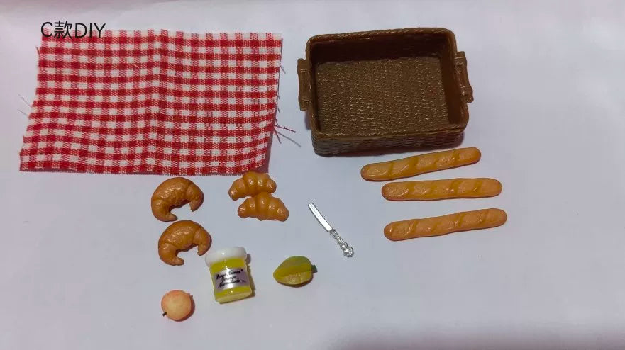Miniature Dollhouse Bread Basket Set, 1:12 Scale Resin Mini Food Bakery Props for DIY Crafts, Kitchen Scene Decor & Micro Landscape