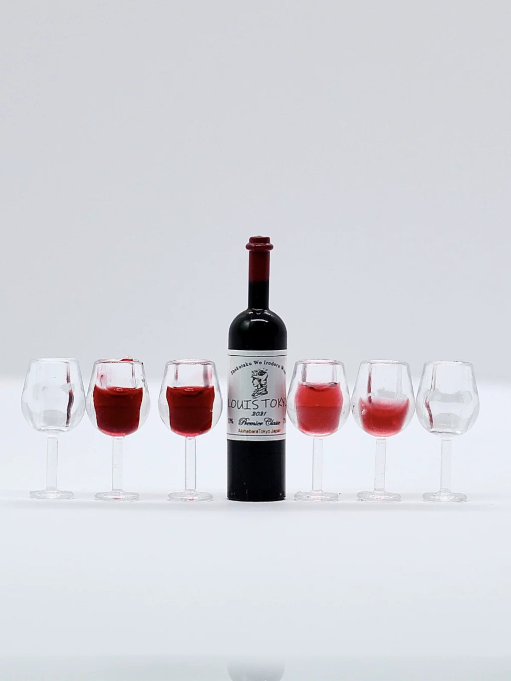 1:12 Dollhouse Miniature Wine Bottle and Goblet Glasses Set, Realistic Mini Bar Accessories for Dollhouse Kitchen Dining Scene Decor