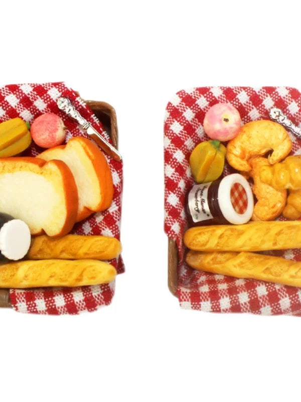 Miniature Dollhouse Bread Basket Set, 1:12 Scale Resin Mini Food Bakery Props for DIY Crafts, Kitchen Scene Decor & Micro Landscape